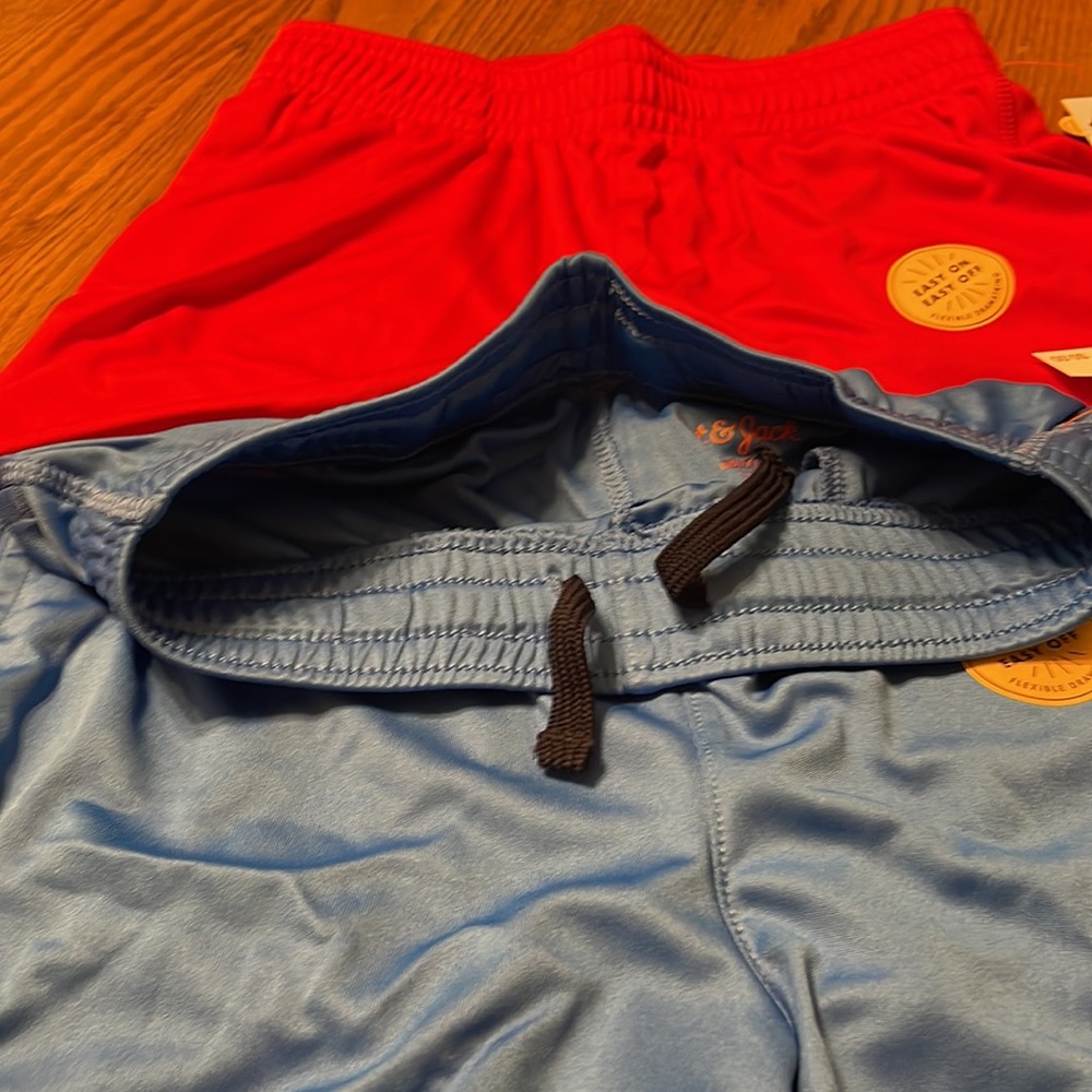 Shorts - Picture 6 of 7